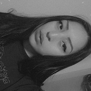 Meet your Posher, Azia